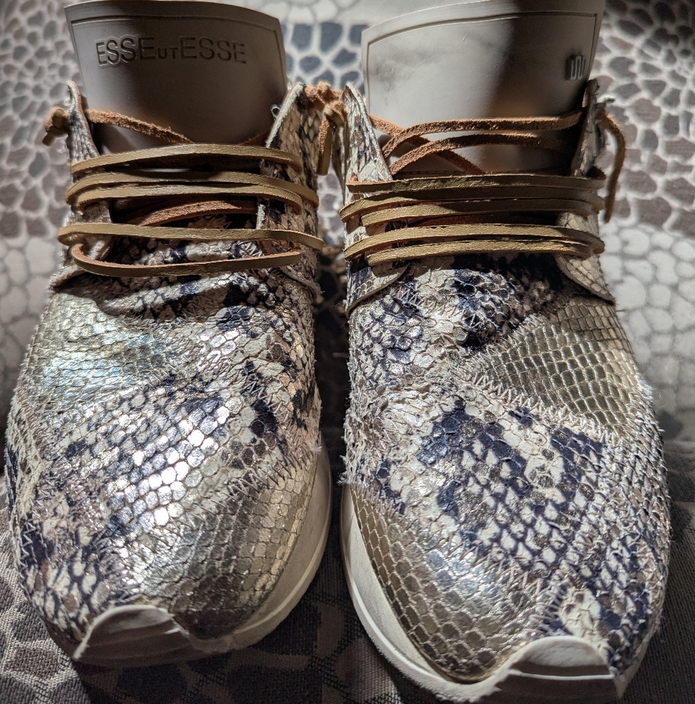 Esse Ut Esse lamb leather fringed python print sn… - image 5